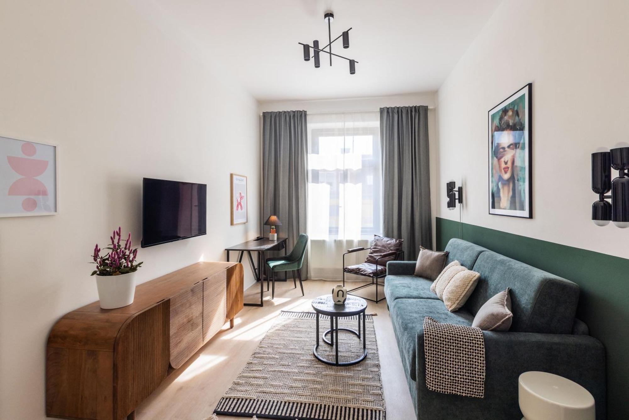 Apartment Eleven